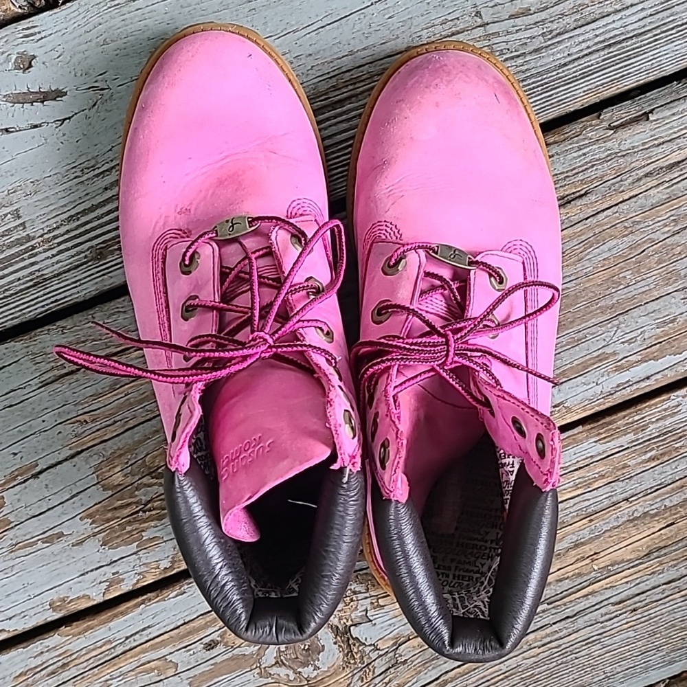 Pink Susan G Komen Breast Cancer Timberland Special Edition Boots size 7 Boys - Picture 6 of 17